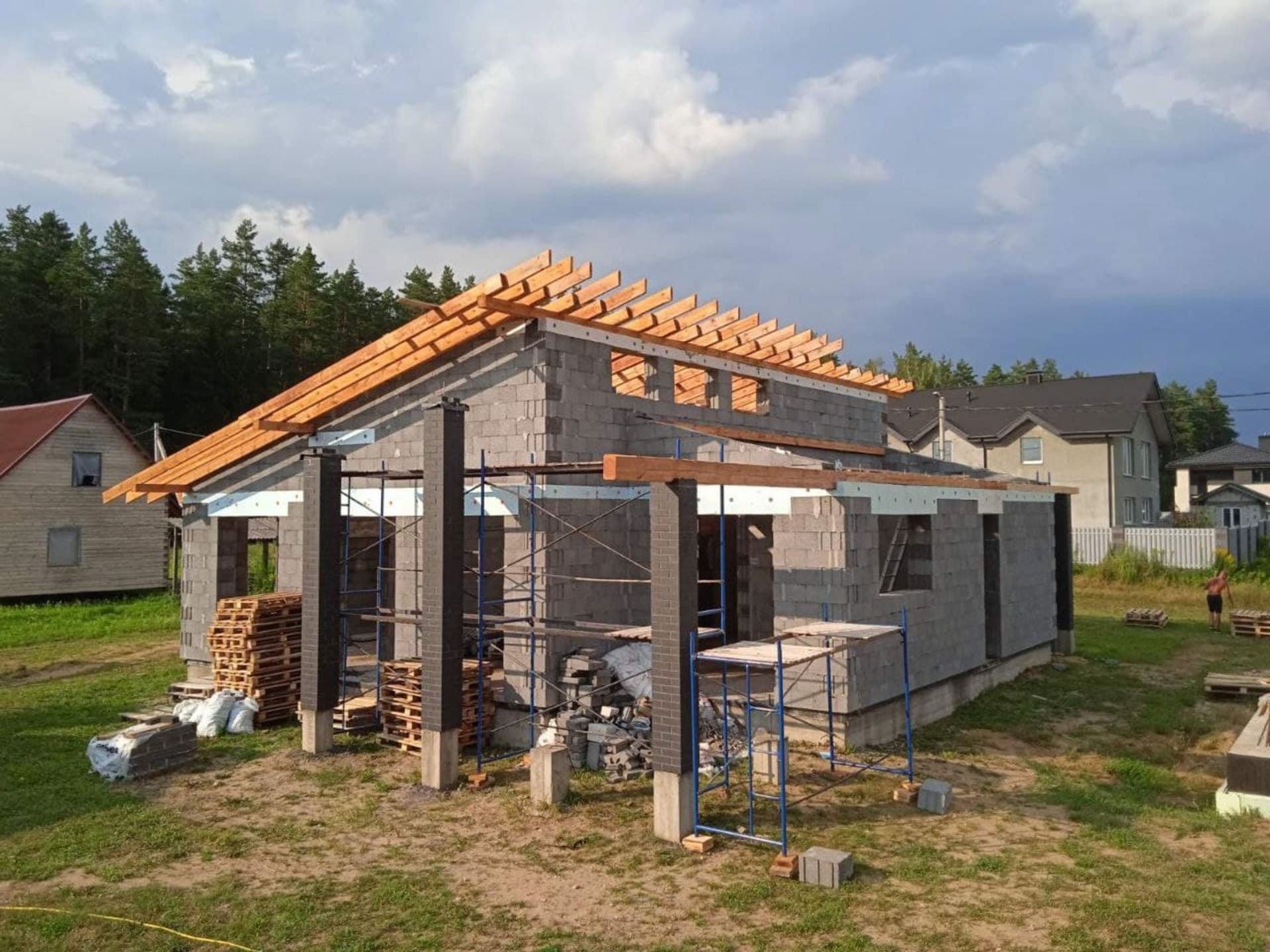 10 мифов, из-за которых затягивается строительство дома